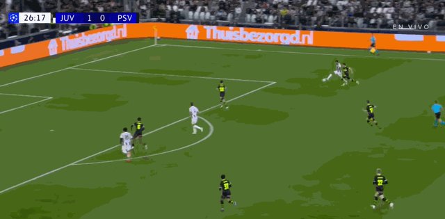 1726600851759010761.gif 【欧冠】多点开花,尤文3比1轻取埃因霍温取得开门红