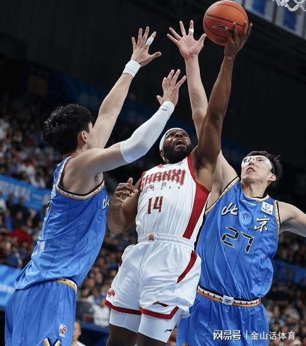 S赛官网-4战3负!60岁老帅又遇大麻烦,接下来5个对手,有4个是“硬茬子”