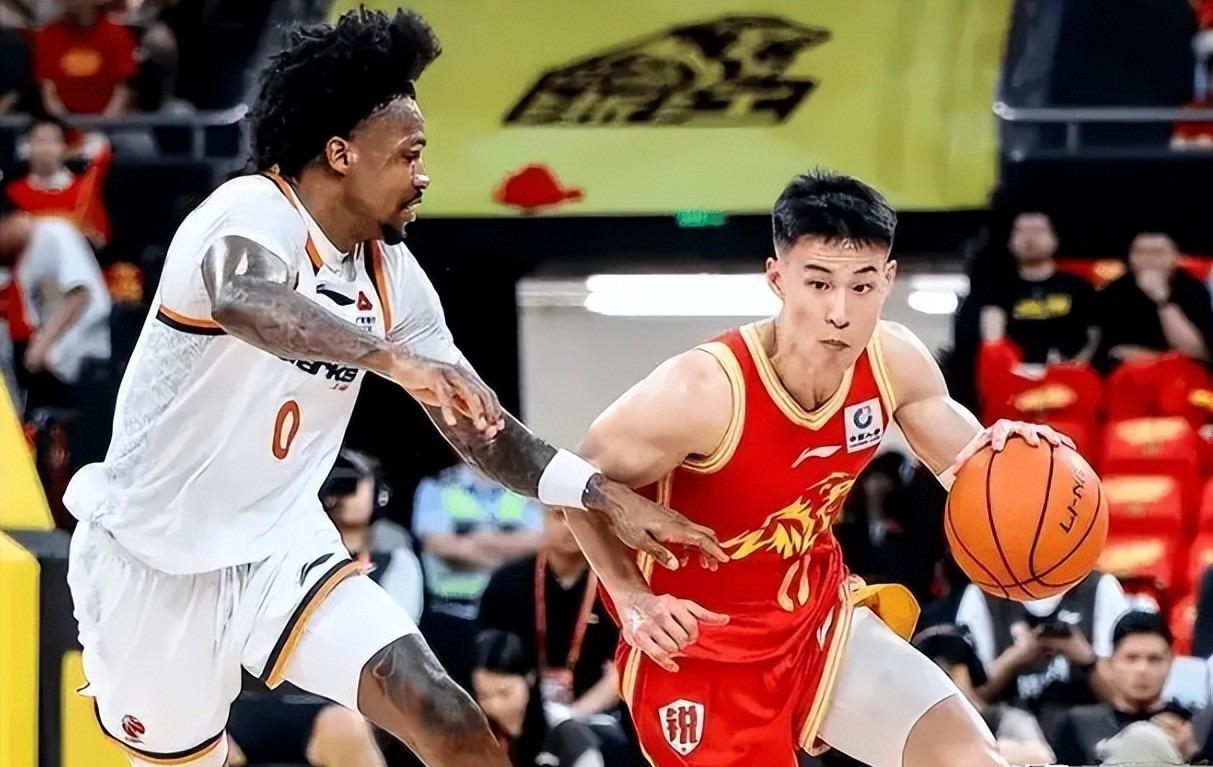 S赛官网-广厦男篮101-93上海后,不得不承认3个事实,王博放弃一人对了